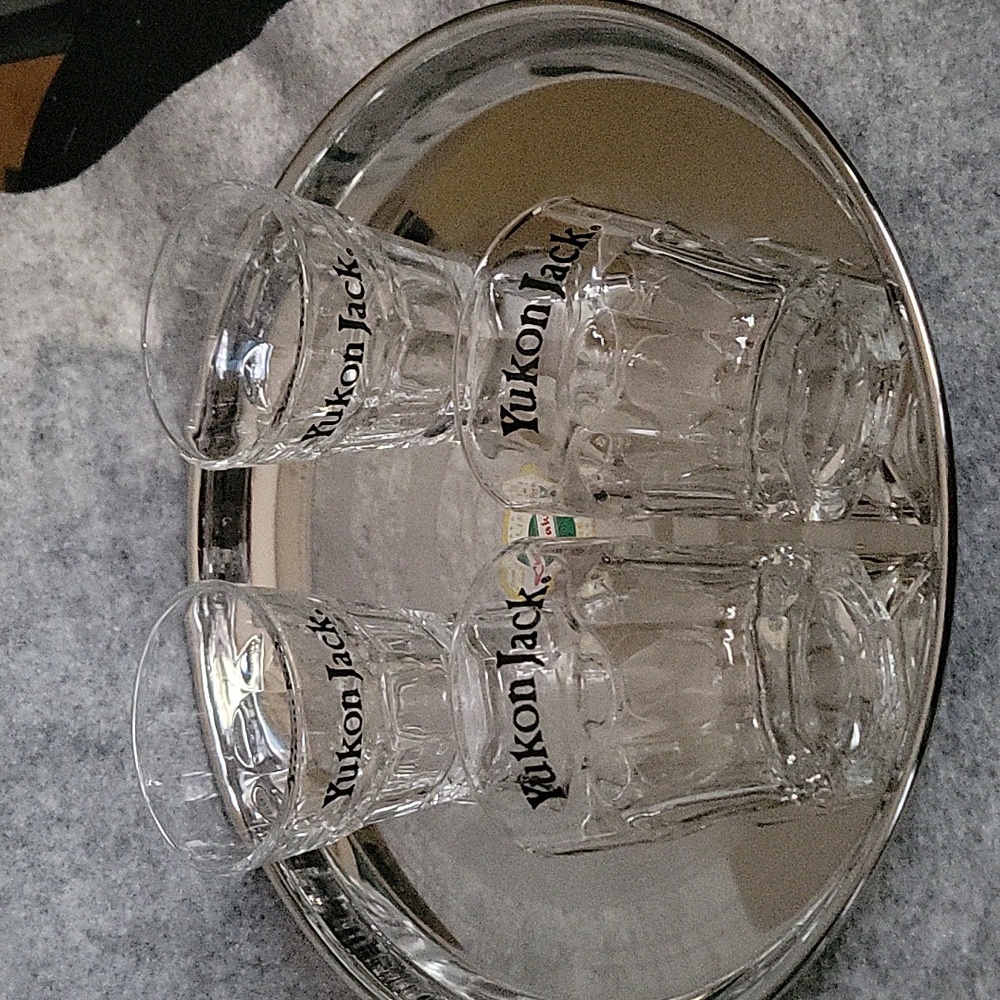 Vintage Yukon Jack Double Shot Glasses Set of 4 - Picture 2 of 4